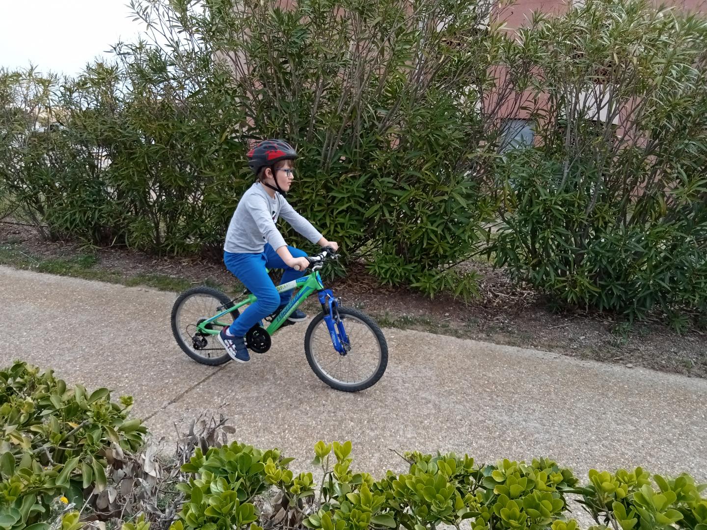 Accessoires vélos | Nous mettons à votre disposition plusieurs marques d’accessoires de vélos Location de scooters Port Leucate